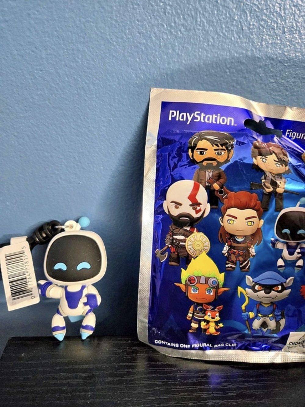 PlayStation Figure Astro Bot Keychain & Blind Bag